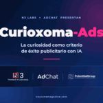 Animación de Curioxoma-Ads con encuesta interactiva tipo Quick Poll y logos de N3 Labs, AdChat y Potenttial Group