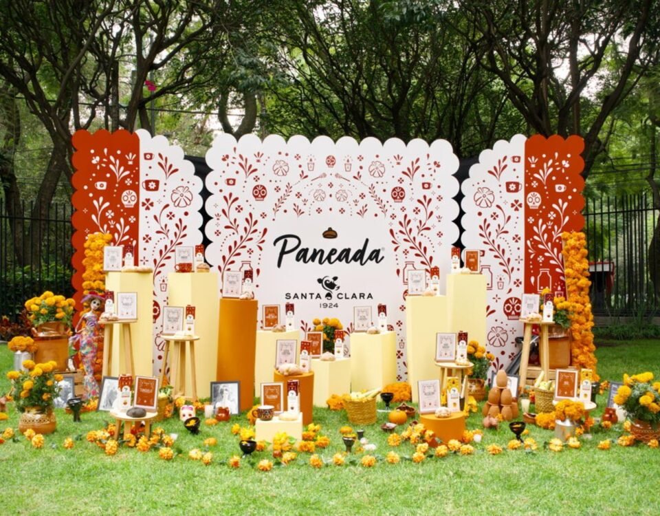 Montaje de La Paneada Santa Clara 2026 con decoración de Día de Muertos